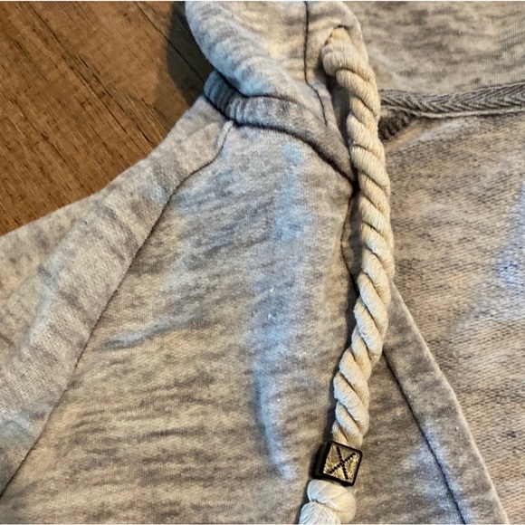 Women’s Gray Hooded Roxy Sweatshirt with Front Pocket And V Neck - Picture 3 of 4